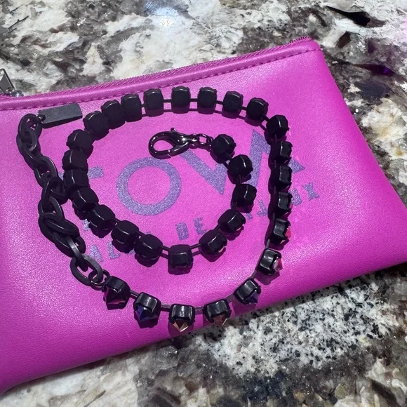 TOVA Volcano Sparkling Stud Oakland Smutt Crystal Necklace - Picture 12 of 15